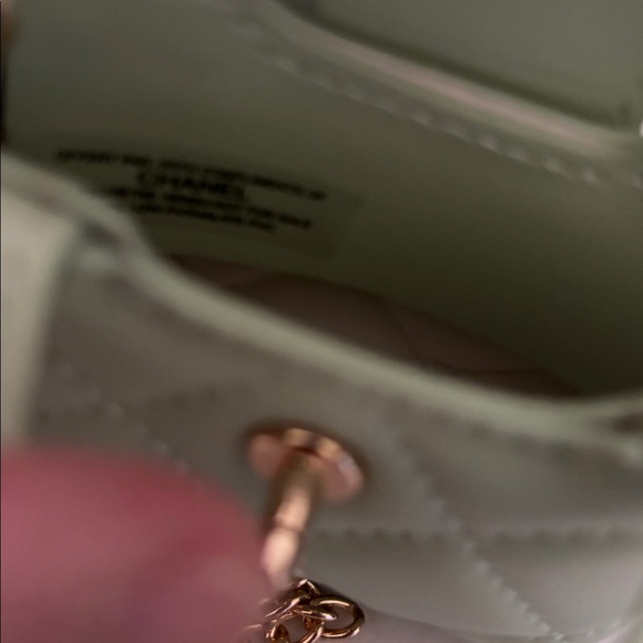 Chanel VIP Mini Bag - Picture 4 of 7